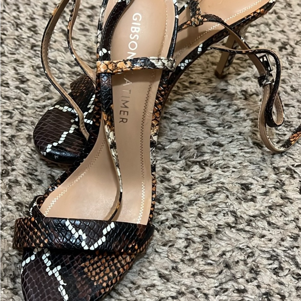 Gibson Latimer Brown Heels Elegant Stiletto Design